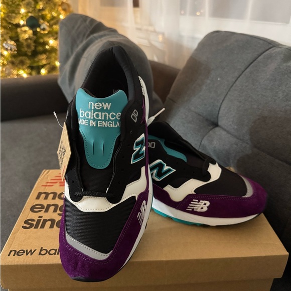 New Balance Black and Purple Sneakers with Teal Accents - Picture 1 of 5